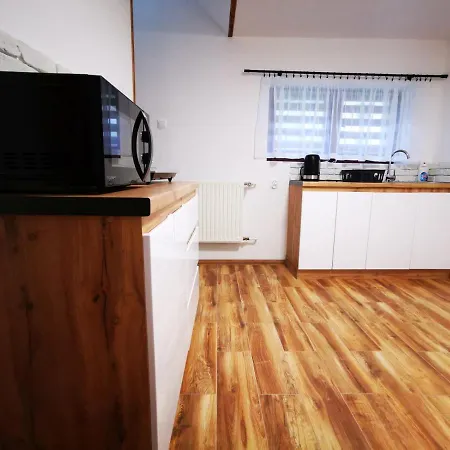 Apartman Przy Strumyku *